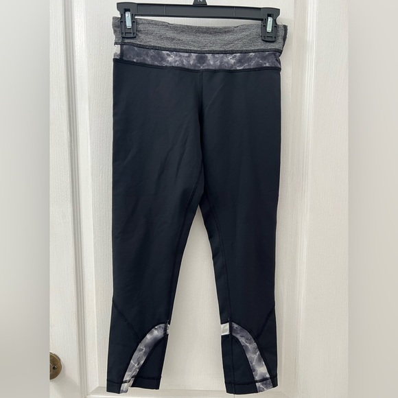 Lululemon Run: Inspire Crop II Black / Heathered Black (Size 4) - Picture 4 of 8